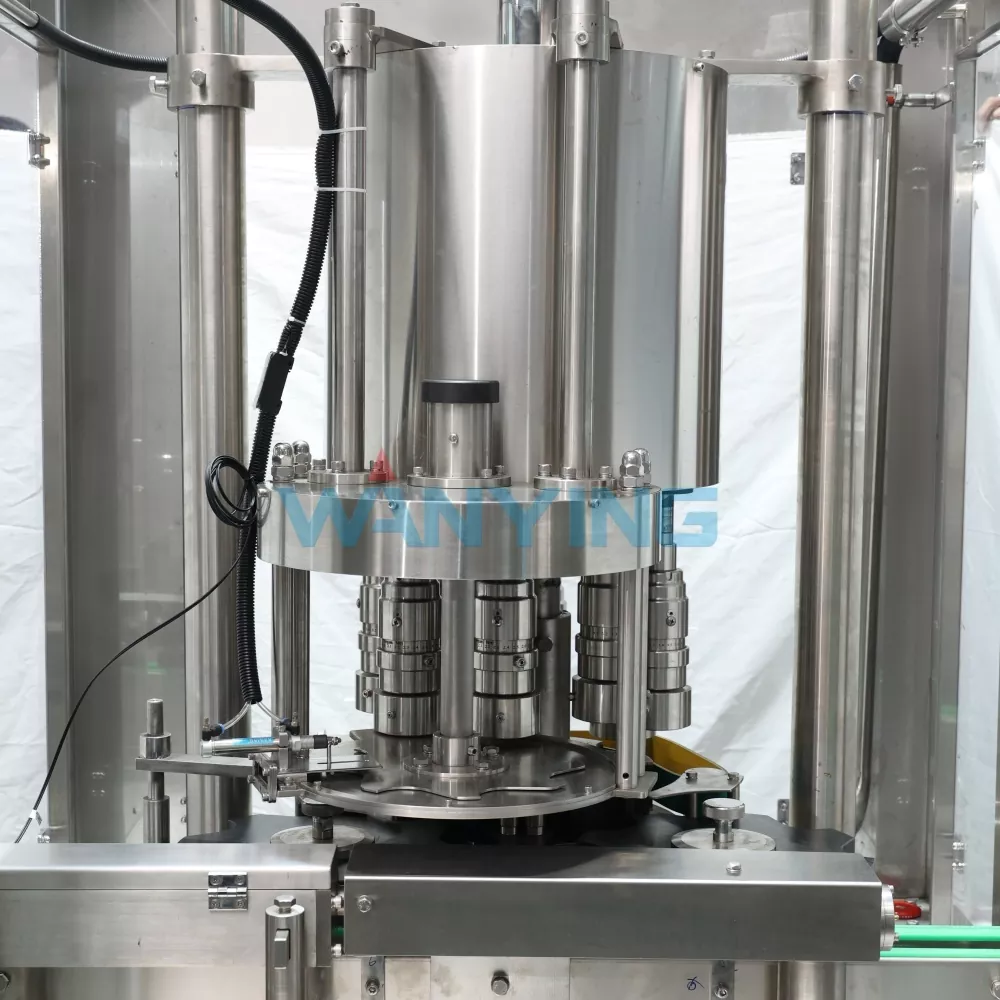 Capping machine for fermented bean curd jars